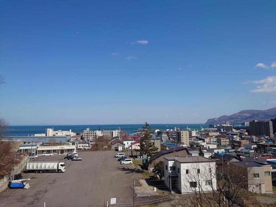 Otaru Guest House Tarune Extérieur photo